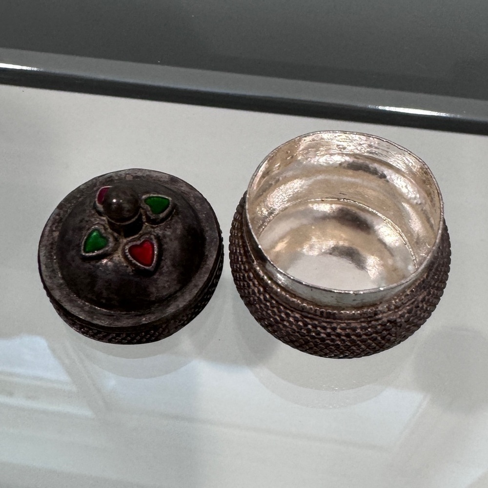 Indian Handmade Hindu Decorated Tinker Box - Picture 3 of 6